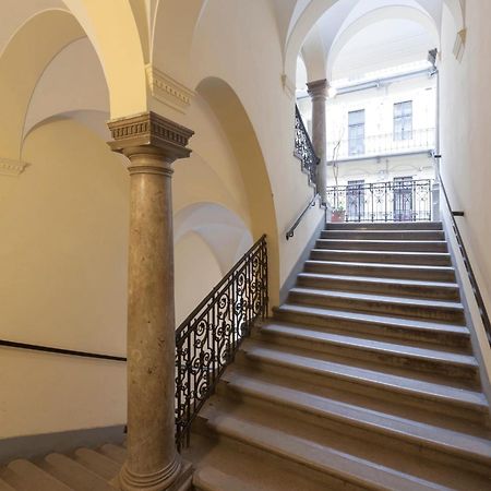 Andrassy Garden Apartment In Center Budapest Esterno foto